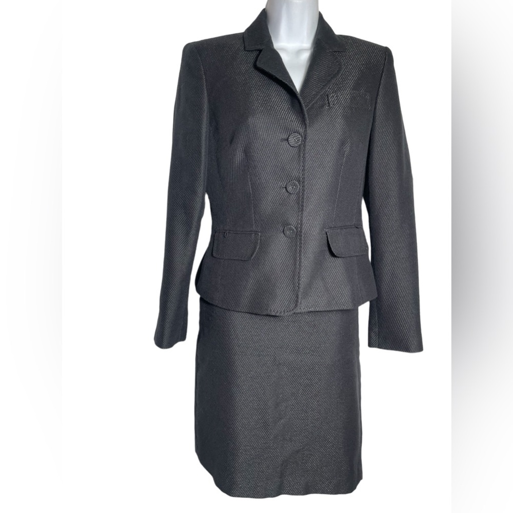 Anne Klein size 6 stunning black skirt suit with pockets FLAWLESS 🖤🖤